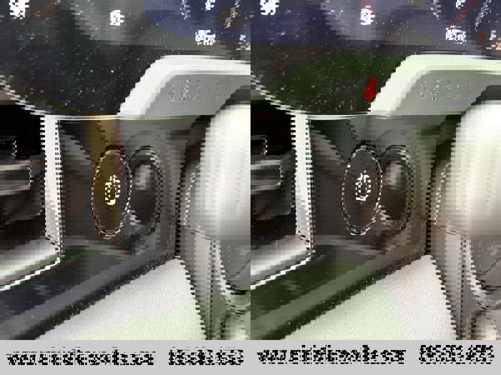 Used 2023 Porsche Taycan image 28