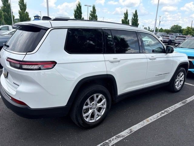 Used 2022 Jeep Grand Cherokee L Limited AWD/4WD image 6