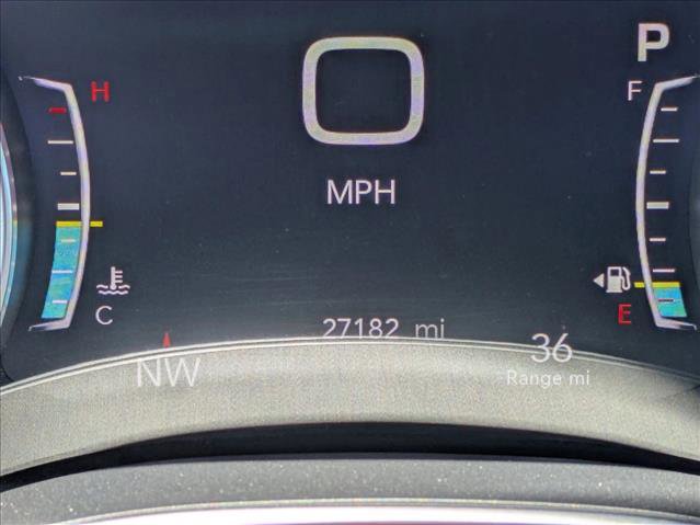 Used 2017 Chrysler Pacifica Limited FWD image 11
