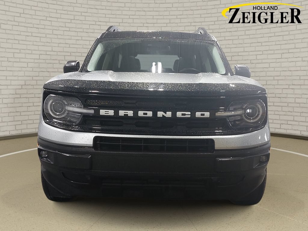 Used 2023 Ford Bronco Sport Outer Banks w/ Tech Package AWD/4WD image 2
