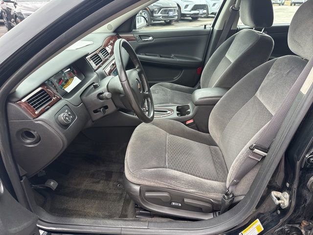 Used 2011 Chevrolet Impala LT image 15
