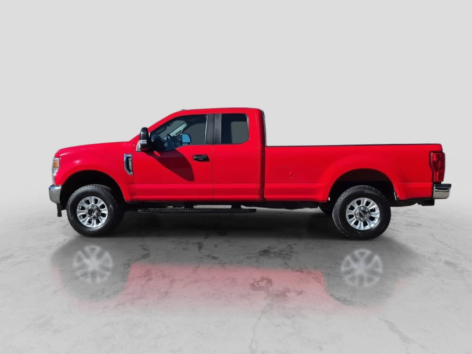 Used 2022 Ford F250 XL w/ STX Appearance Package AWD/4WD image 5