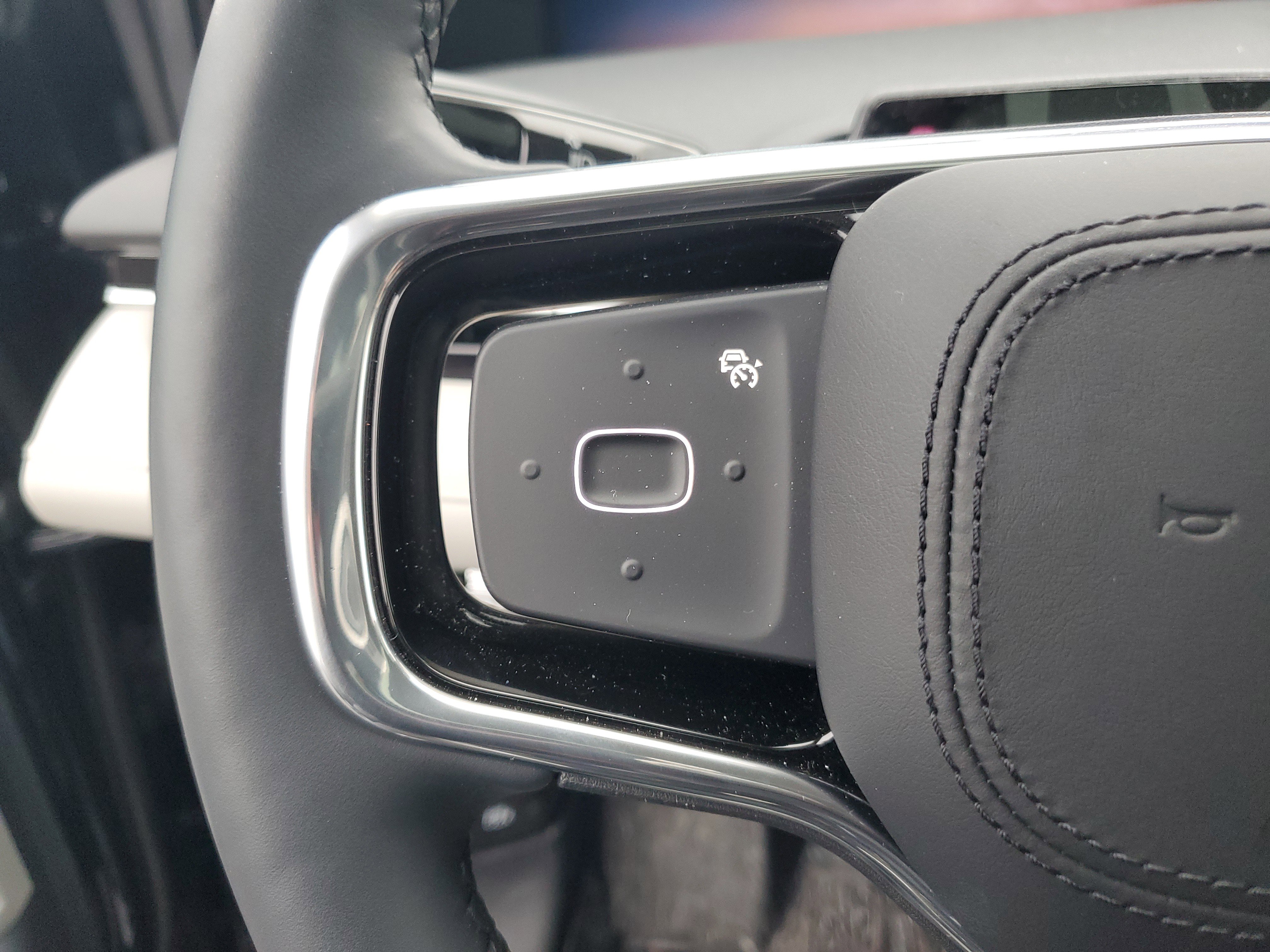 New 2026 Lincoln Nautilus Reserve w/ Jet Appearance Package image 17