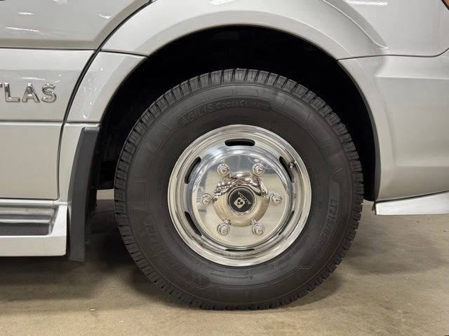 Used 2018 Mercedes-Benz Sprinter 3500 image 45