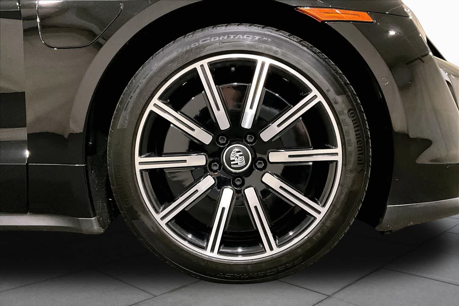 Used 2020 Porsche Taycan 4S AWD/4WD image 10