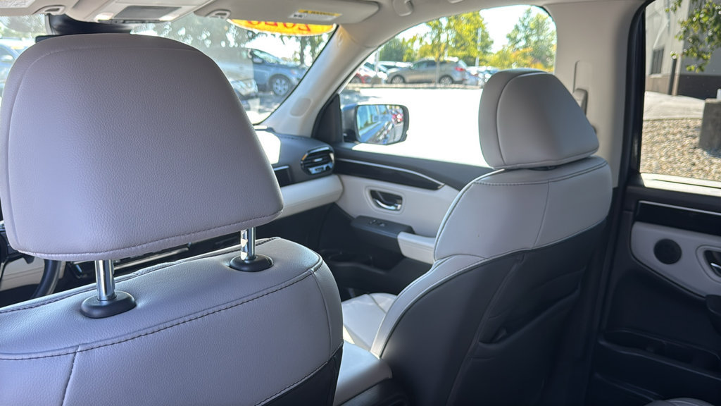 Certified 2025 Honda Pilot EX-L image 31