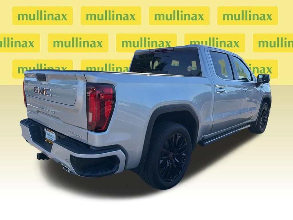 Used 2022 GMC Sierra 1500 Denali AWD/4WD image 11