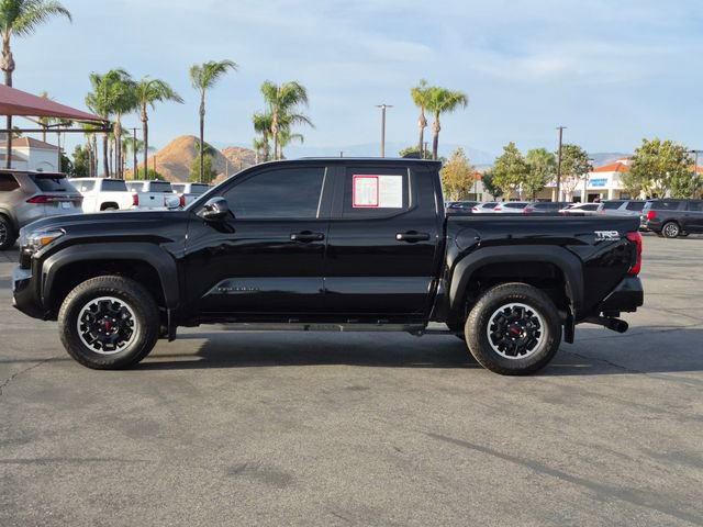 Used 2024 Toyota Tacoma TRD Off-Road AWD/4WD image 9