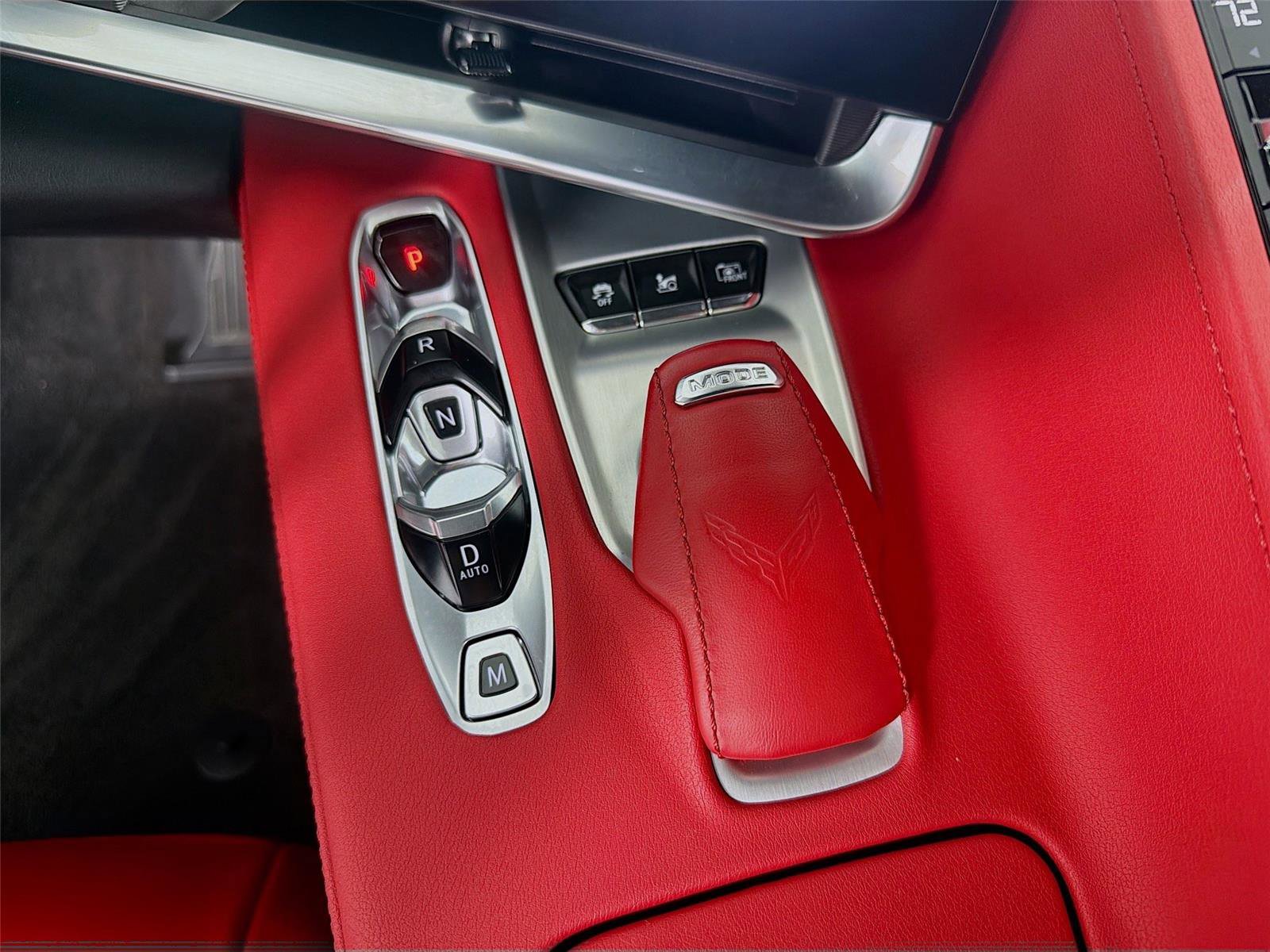 Used 2024 Chevrolet Corvette Stingray Preferred Conv w/ Battery Protection Package RWD image 22