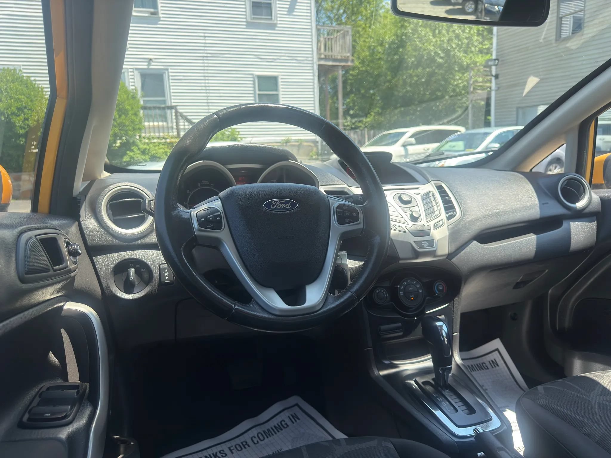 Used 2011 Ford Fiesta SES FWD image 28