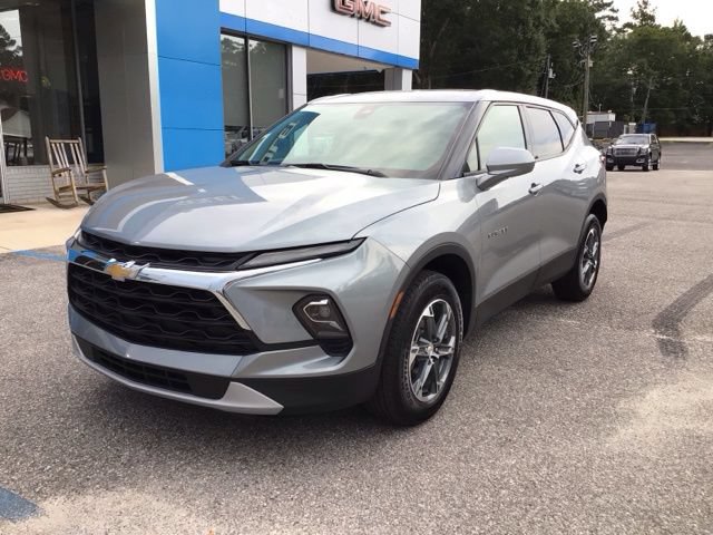 Used 2025 Chevrolet Blazer LT w/ Driver Confidence Package