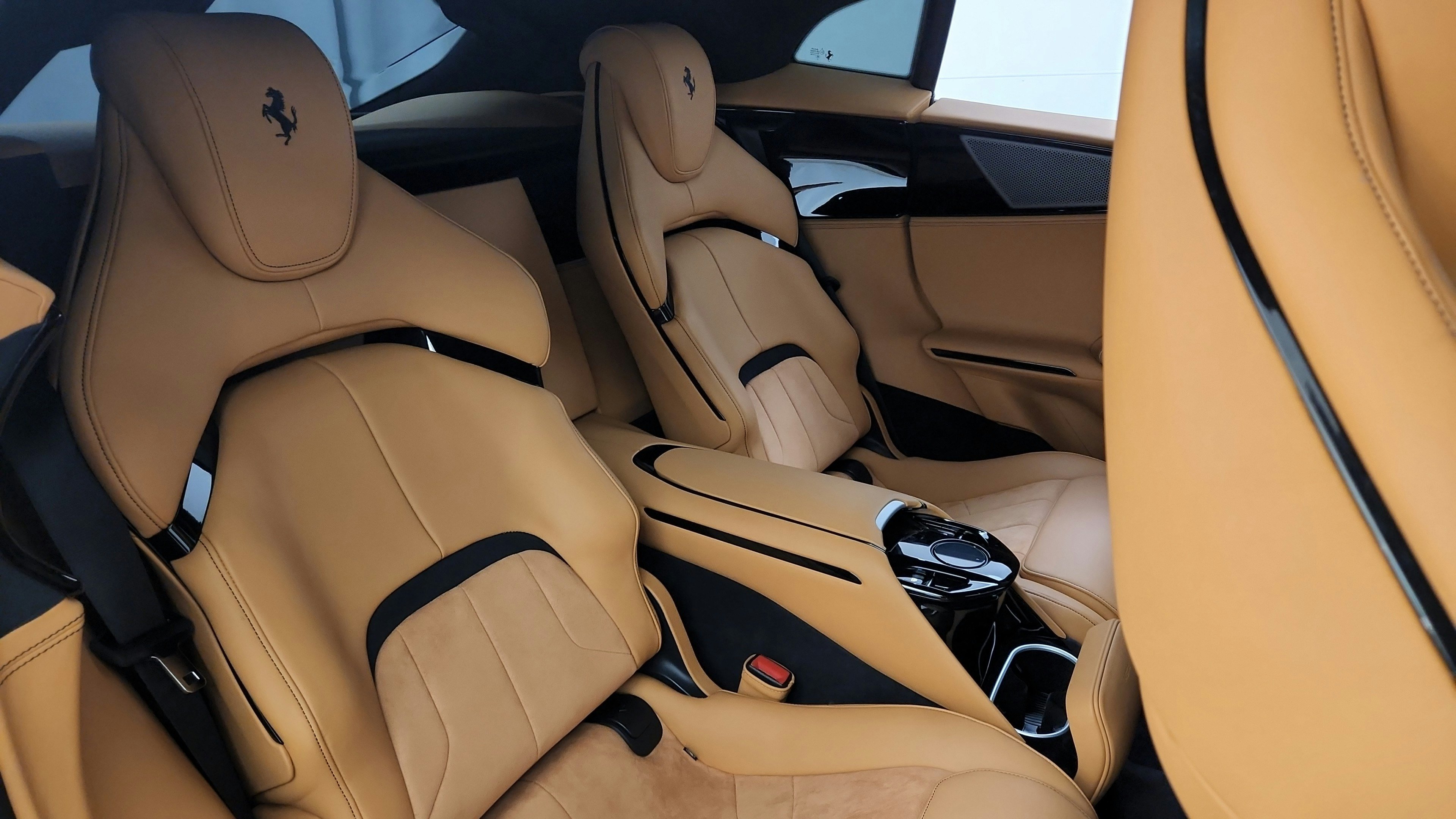 Used 2024 Ferrari Purosangue AWD/4WD image 36