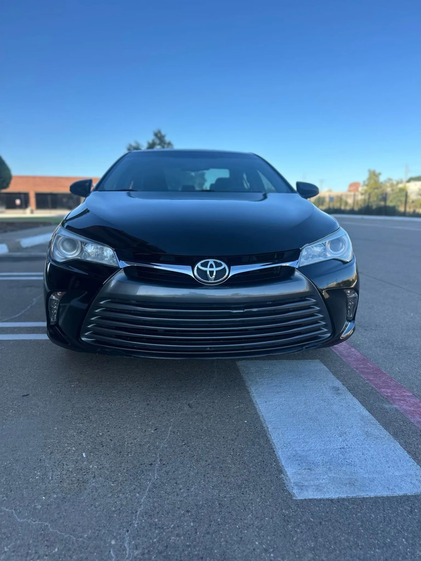 Used 2017 Toyota Camry XLE w/ Moonroof Package image 1