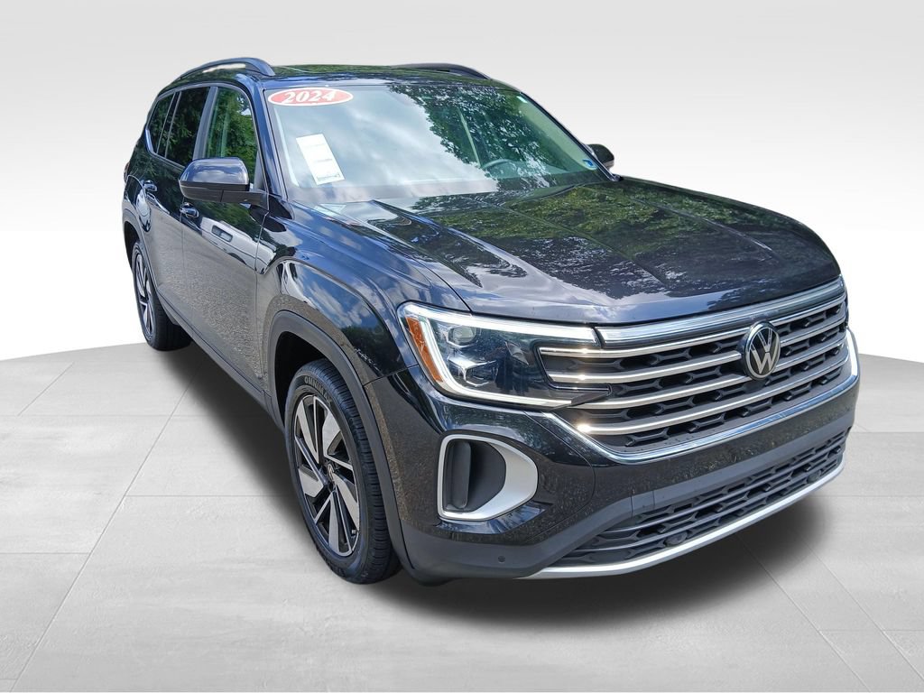 Used 2024 Volkswagen Atlas SE w/ Panoramic Sunroof Package AWD/4WD image 16