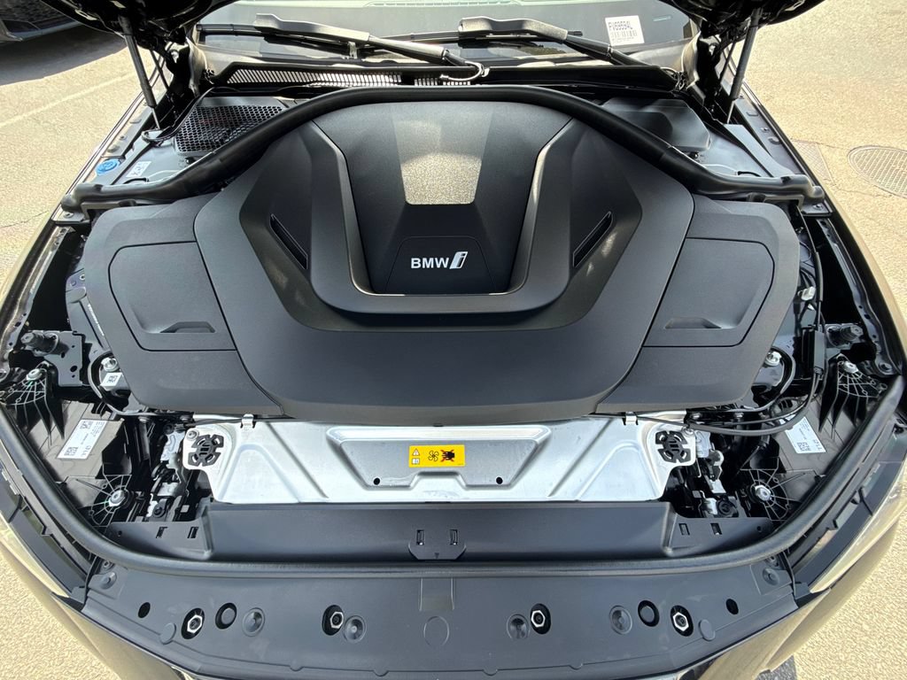 Used 2025 BMW i4 M50 w/ Premium Package AWD/4WD image 8