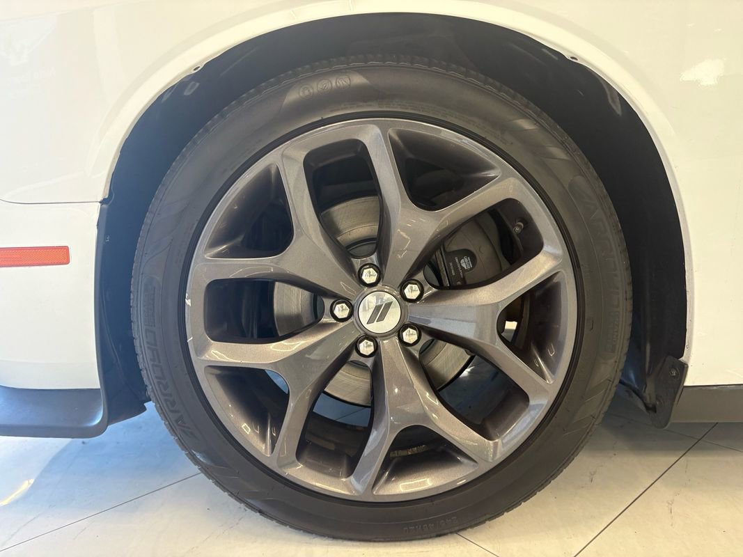 Used 2019 Dodge Challenger R/T image 35