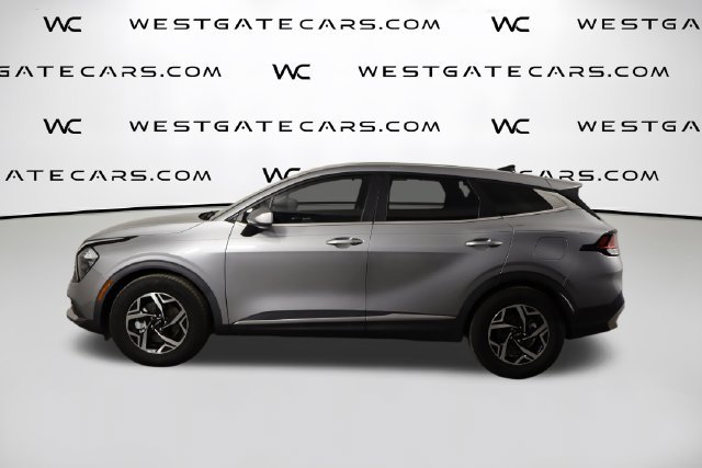 Used 2023 Kia Sportage LX FWD image 5