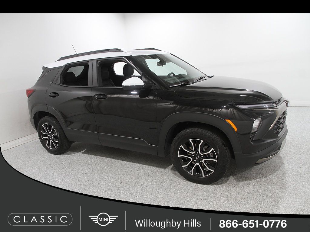 Used 2025 Chevrolet TrailBlazer ACTIV w/ Driver Confidence Package AWD/4WD image 1