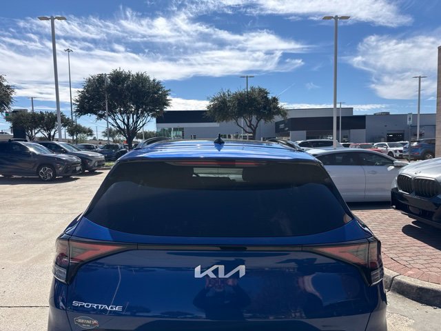 Used 2025 Kia Sportage EX w/ Premium Package FWD image 7