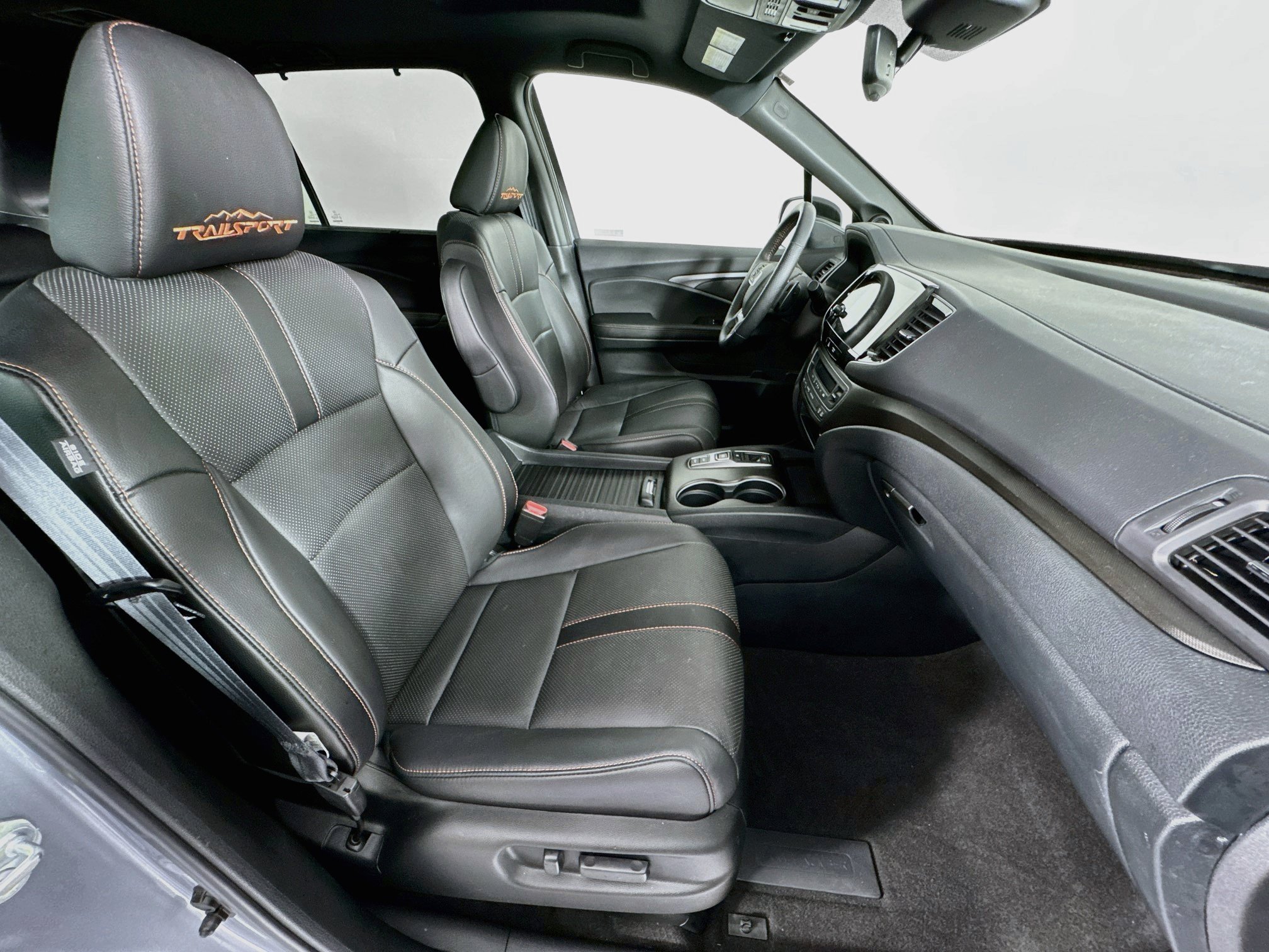 Certified 2023 Honda Passport TrailSport image 28