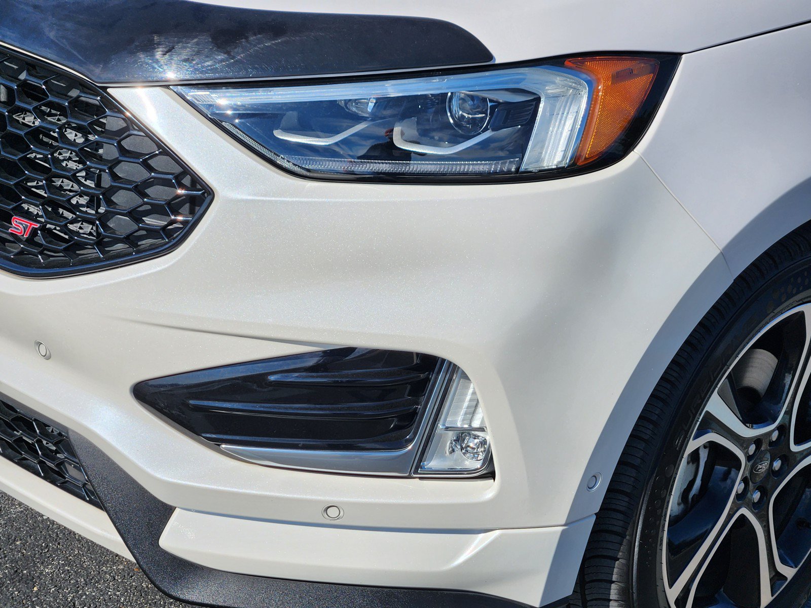 Used 2019 Ford Edge ST w/ Equipment Group 401A AWD/4WD image 28