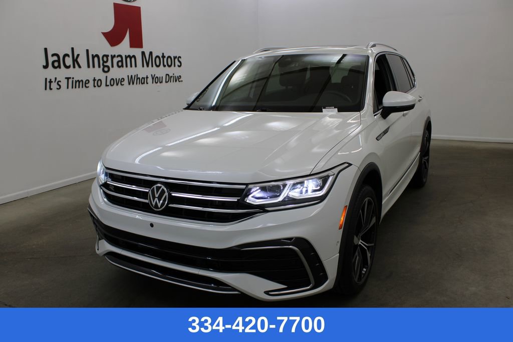 Used 2022 Volkswagen Tiguan SEL R-Line image 1