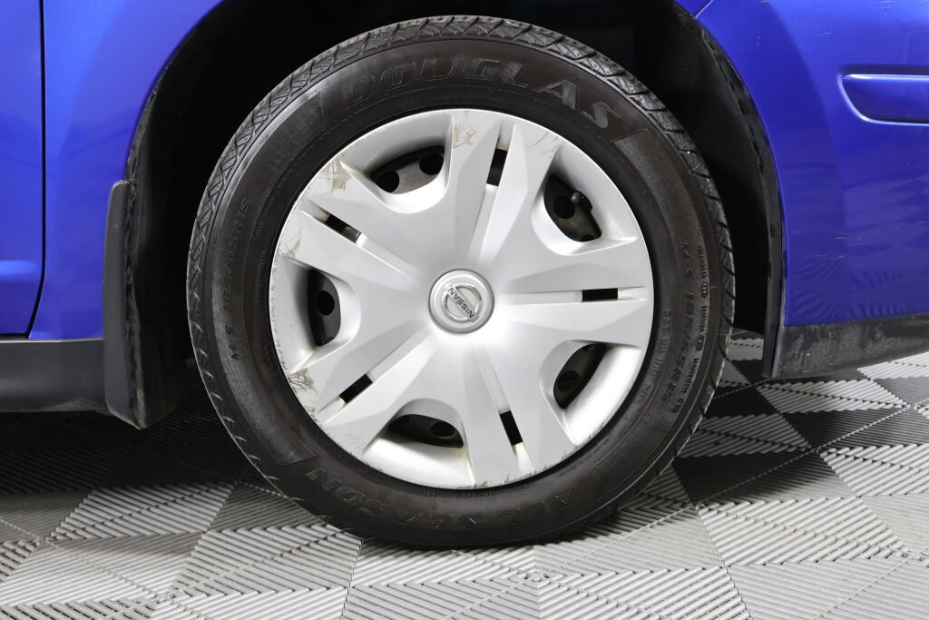 Used 2011 Nissan Versa 1.8 S w/ PWR Plus Pkg FWD image 6