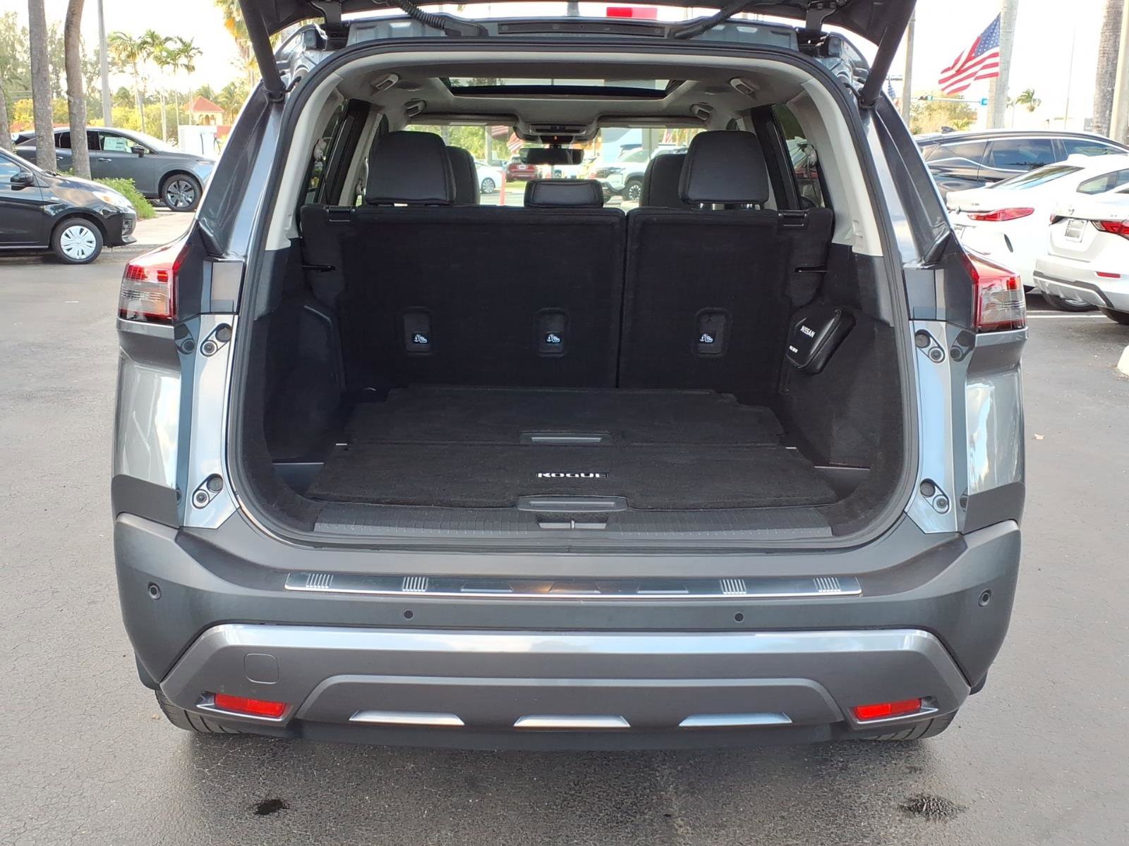 Certified 2023 Nissan Rogue SL w/ SL Premium Package image 33