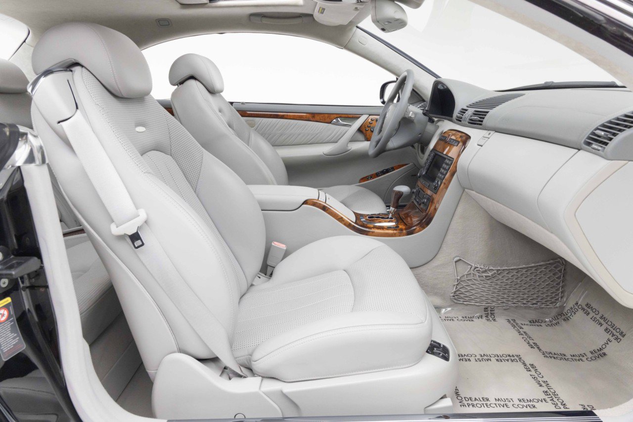Used 2005 Mercedes-Benz CL 65 AMG image 32