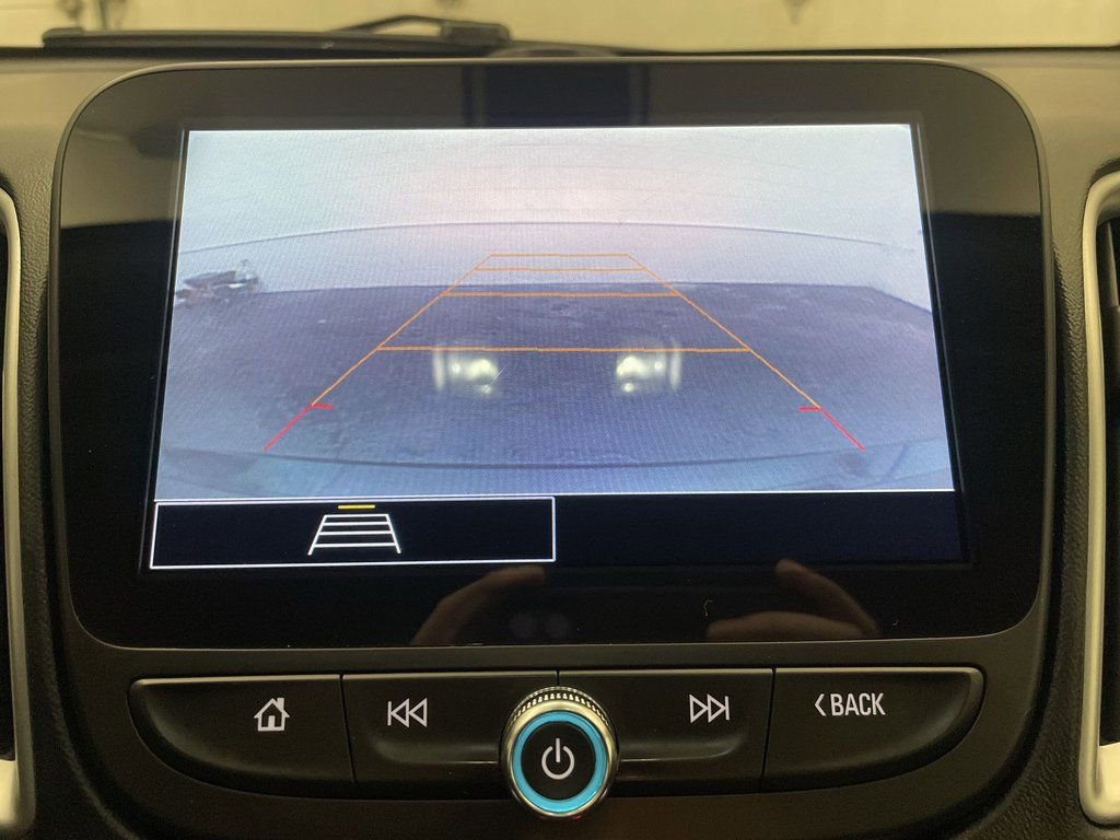 Used 2022 Chevrolet Malibu LT image 8