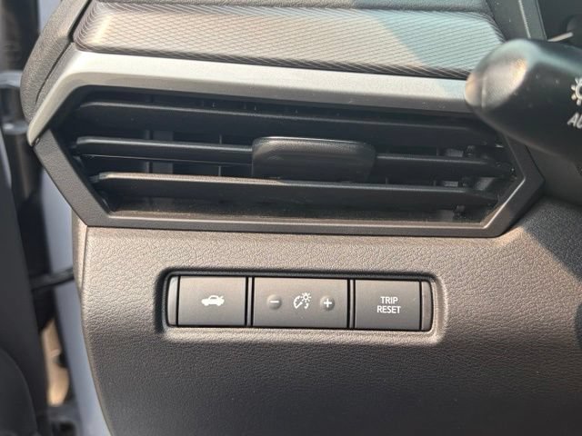 Used 2023 Nissan Altima 2.5 SR FWD image 24