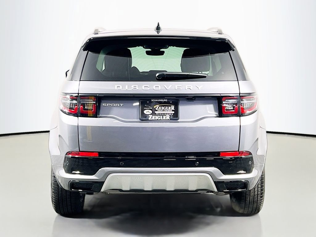 Used 2025 Land Rover Discovery Sport S image 6