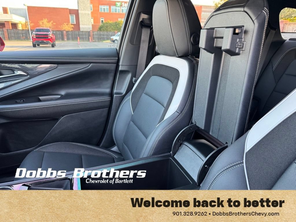 Used 2024 Chevrolet Blazer EV LT AWD/4WD image 23