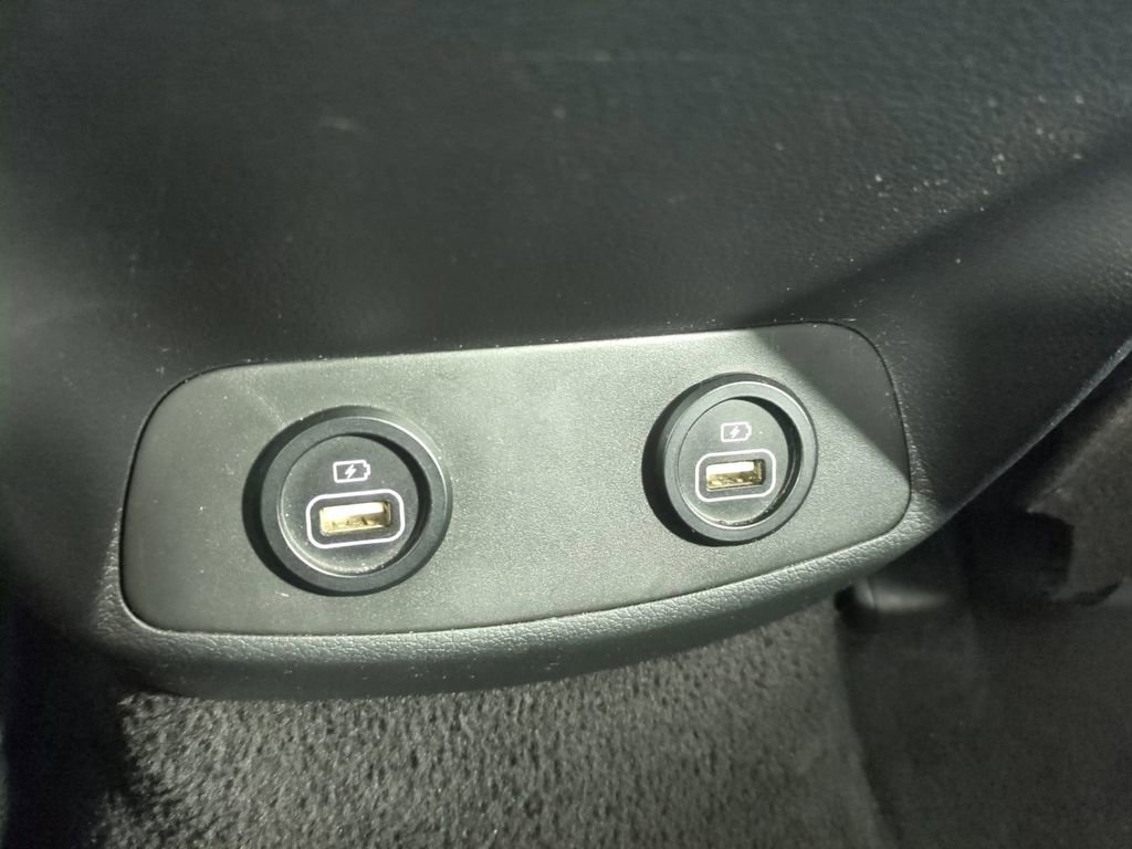 Used 2023 Hyundai Santa Fe SEL image 17