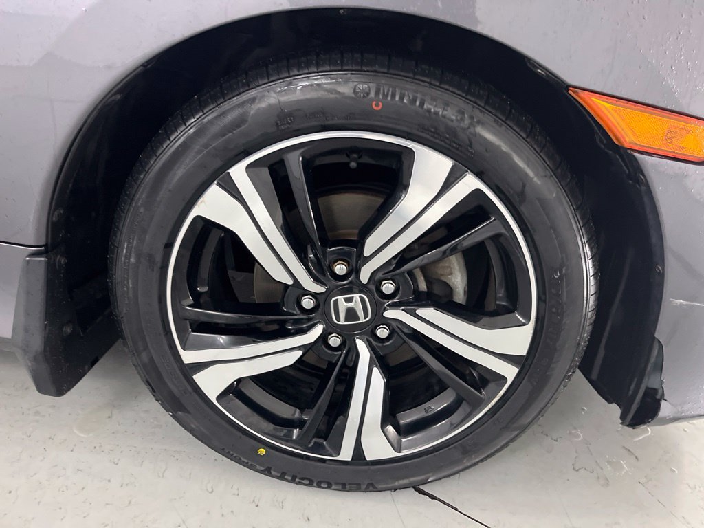 Used 2016 Honda Civic Touring image 17