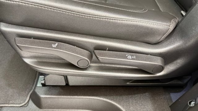 Used 2021 Chevrolet Tahoe Z71 w/ Max Trailering Package AWD/4WD image 20