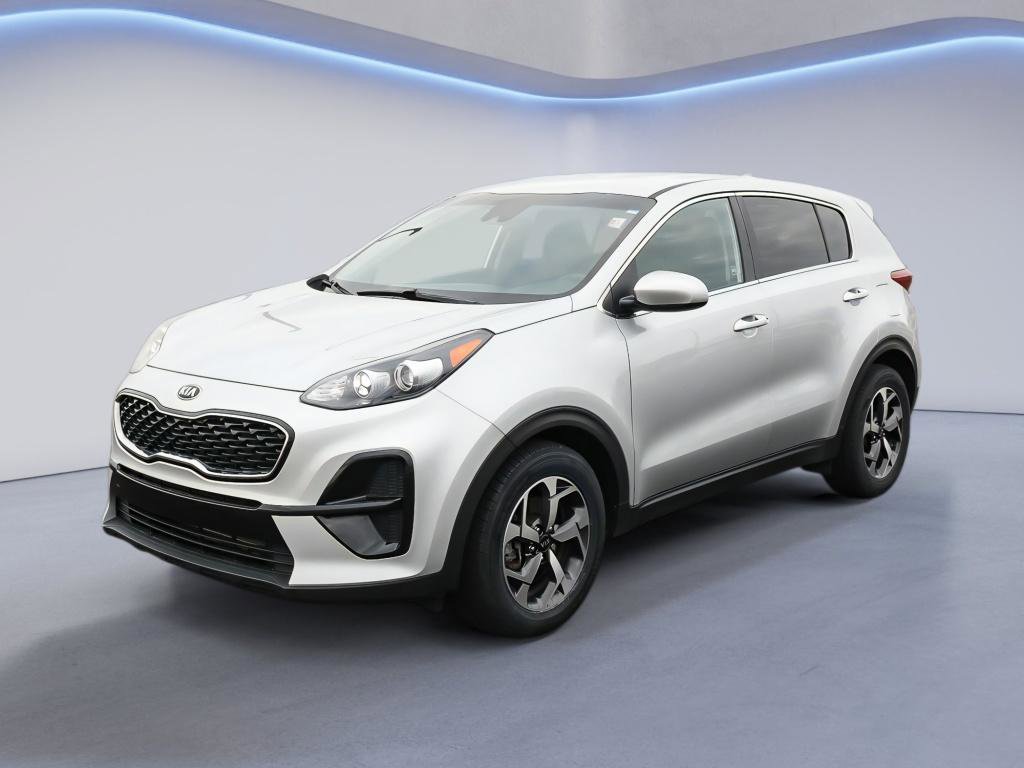 Used 2020 Kia Sportage LX image 2
