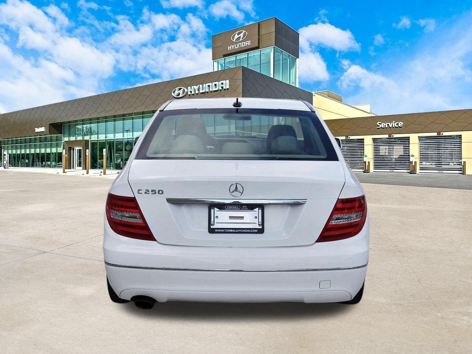 Used 2013 Mercedes-Benz C 250 Sedan image 7