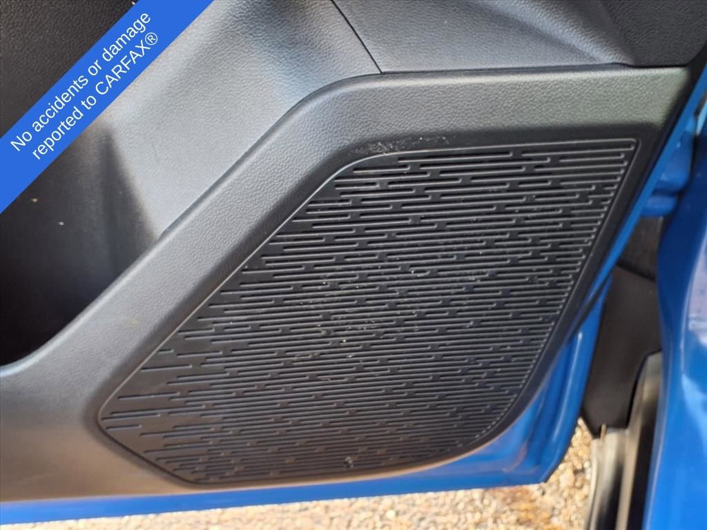 Used 2025 GMC Terrain Elevation image 17