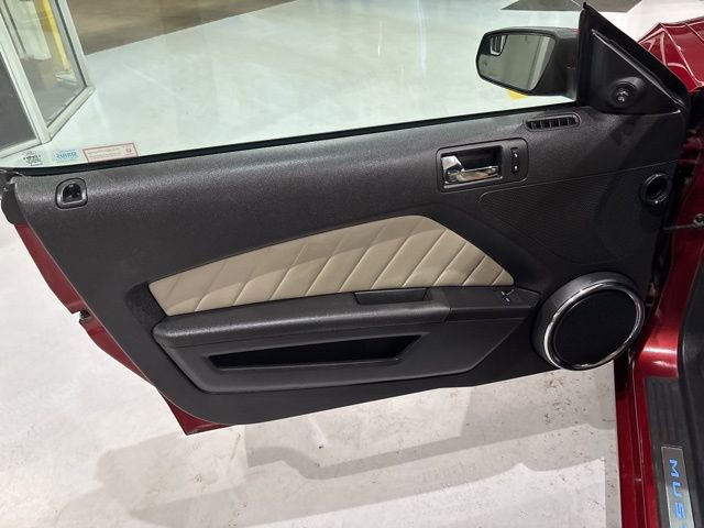 Used 2014 Ford Mustang Premium w/ Electronics Package image 10