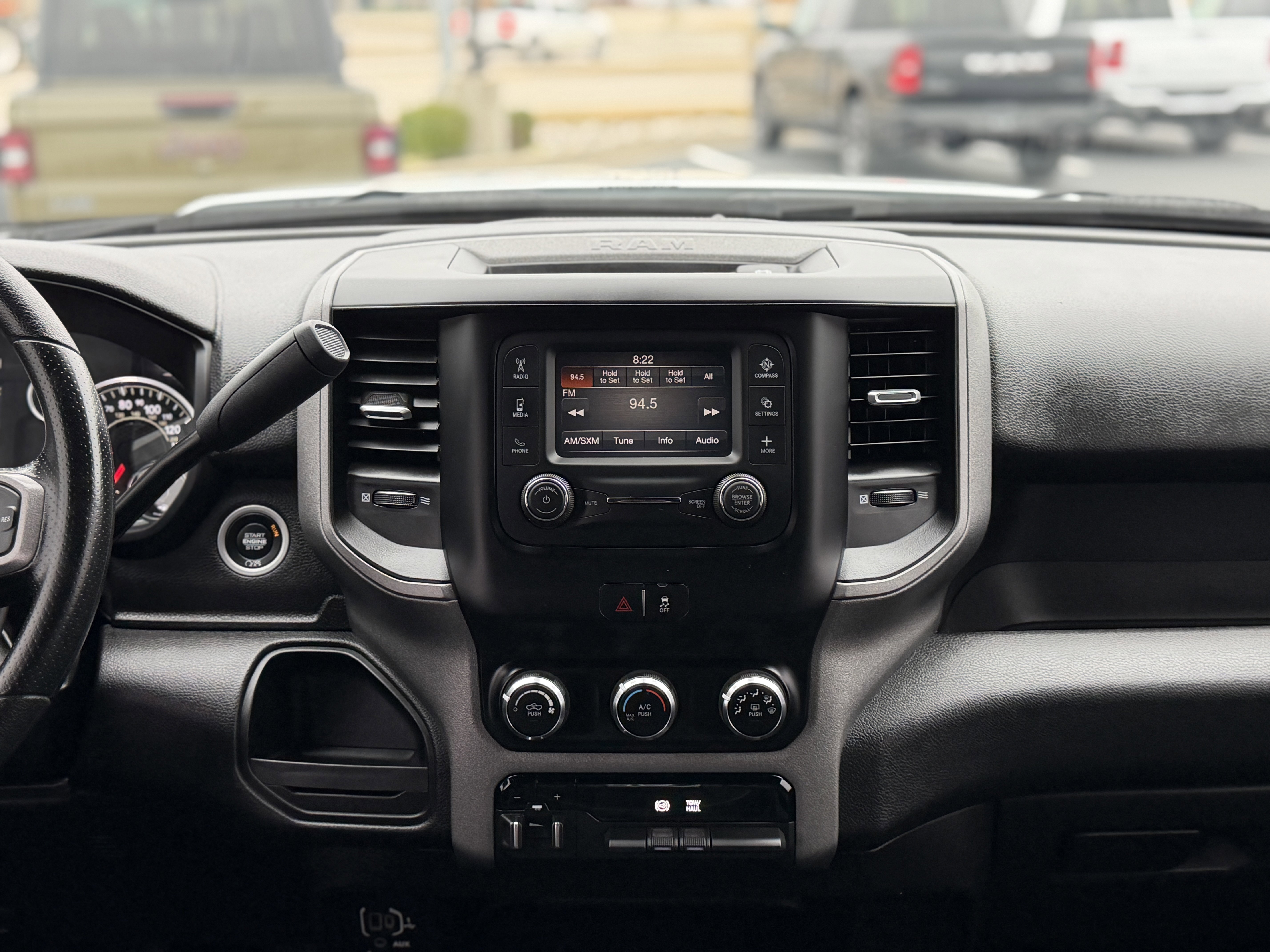 Used 2024 RAM 2500 Tradesman w/ Chrome Appearance Group image 16