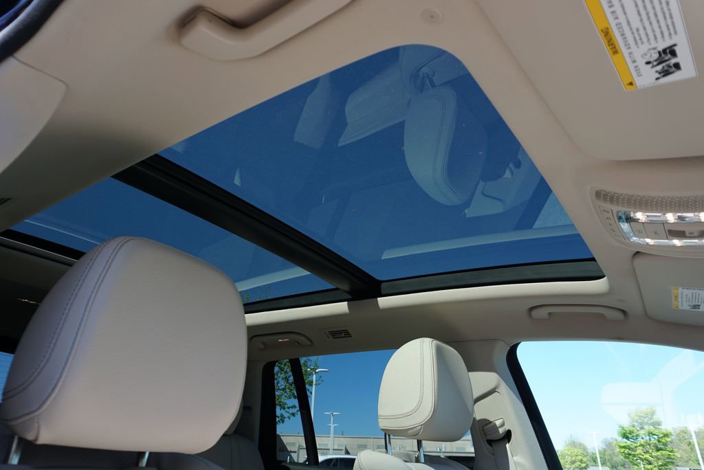 Used 2022 Mercedes-Benz GLS 450 4MATIC image 52