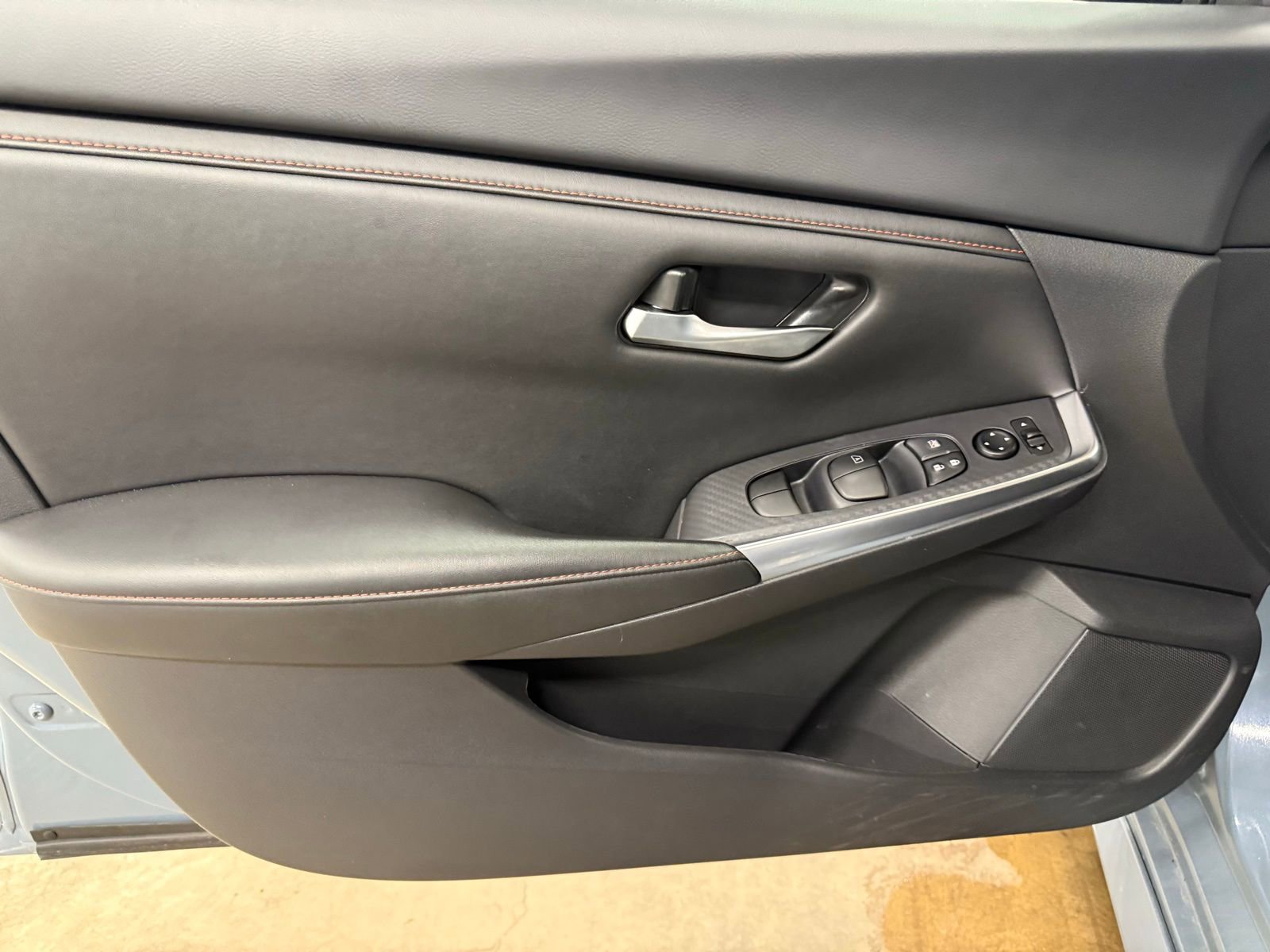Used 2024 Nissan Sentra SR FWD image 18