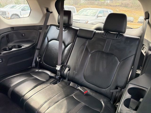 Used 2023 Honda Pilot EX-L image 17