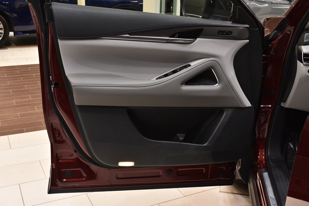 New 2026 INFINITI QX60 Luxe image 10