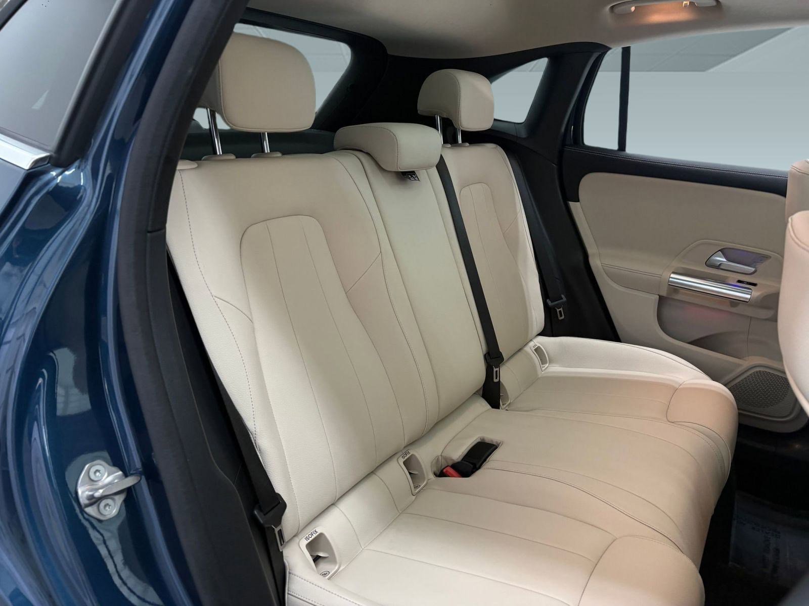 Certified 2022 Mercedes-Benz GLA 250 4MATIC image 25