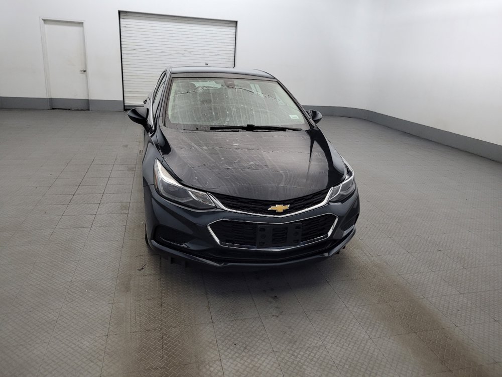 Used 2017 Chevrolet Cruze LT w/ Convenience Package FWD image 14