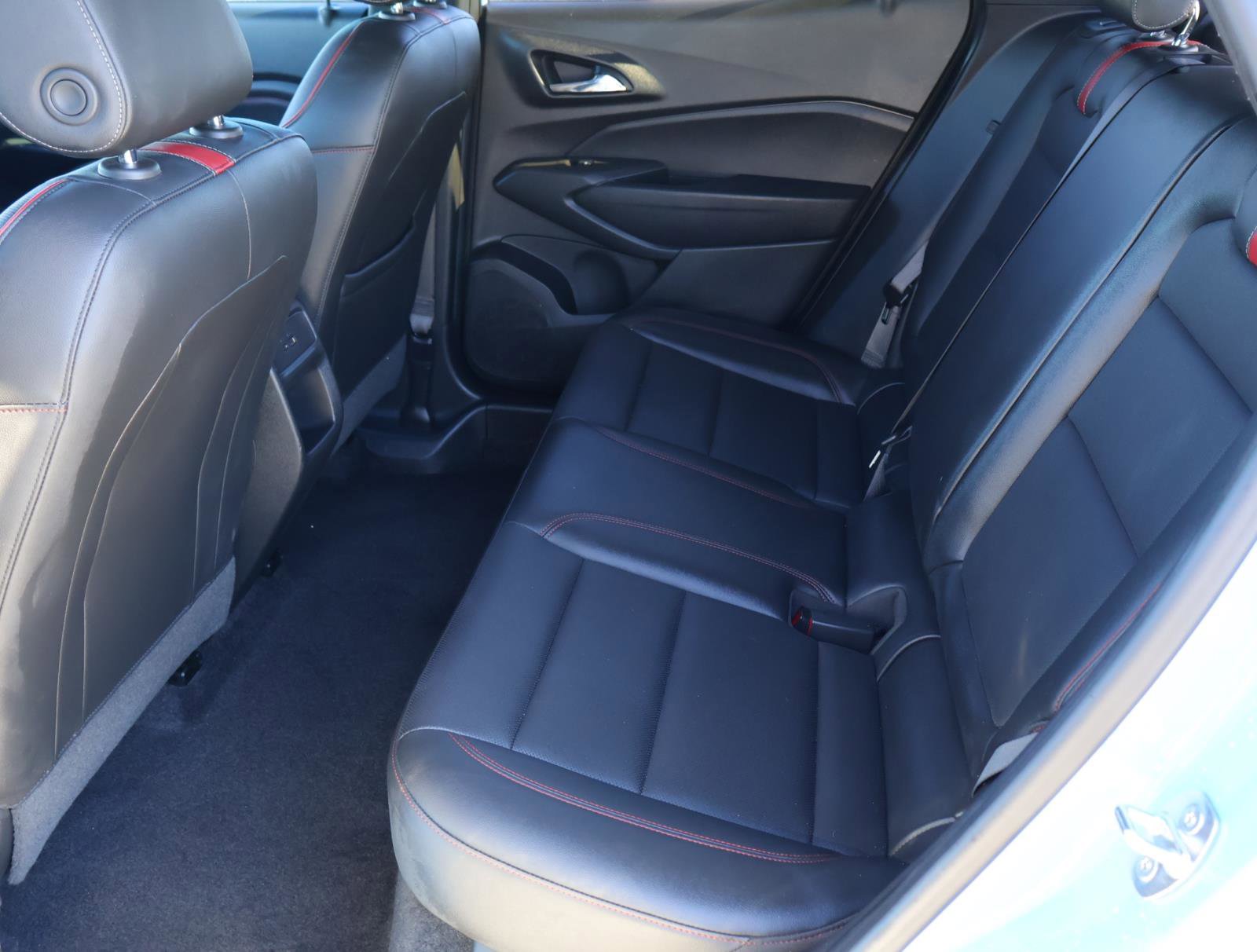 Used 2024 Chevrolet Trax RS w/ Sunroof Package image 22