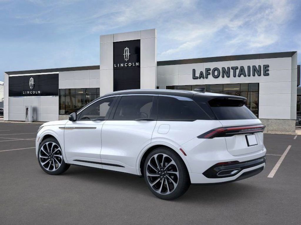 New 2026 Lincoln Nautilus Black Label image 4