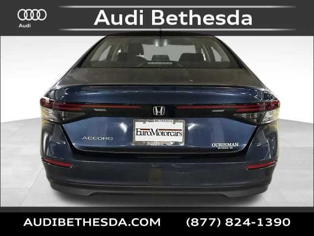Used 2024 Honda Accord EX image 6